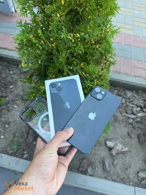 iPhone 13 128GB Midnight