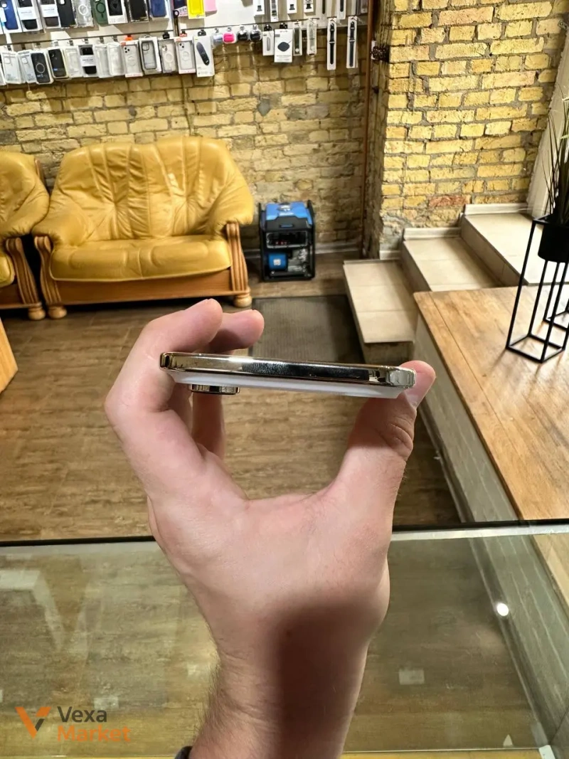 iPhone Air Gold 256GB вживаний — фото 6