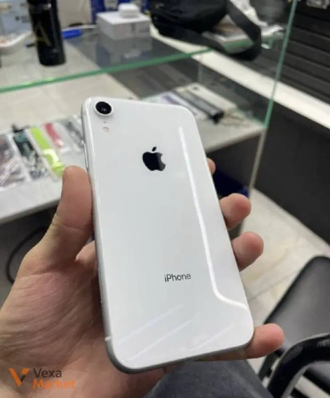iPhone XR 64GB білий