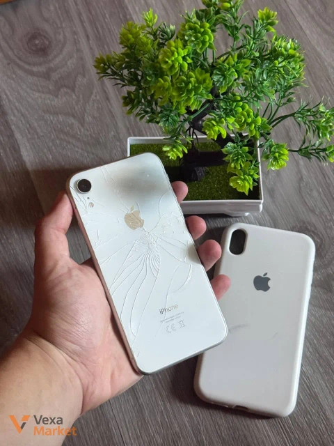 iPhone XR 64GB White