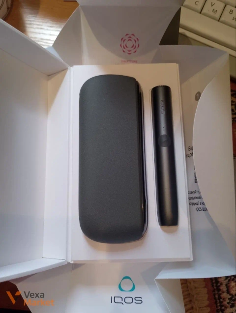 IQOS ILUMA з чохлом