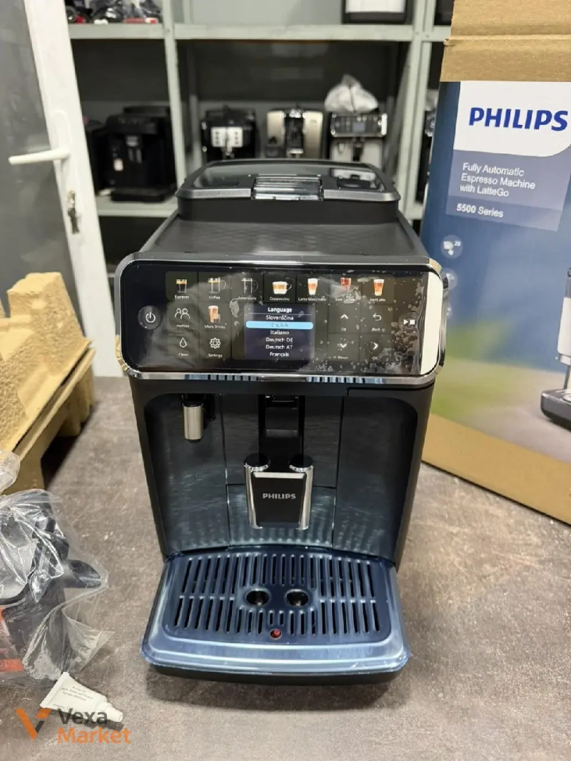 Кавомашина Philips 5500 Series LatteGo — фото 2