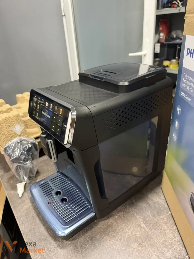 Кавомашина Philips 5500 Series LatteGo — фото 5