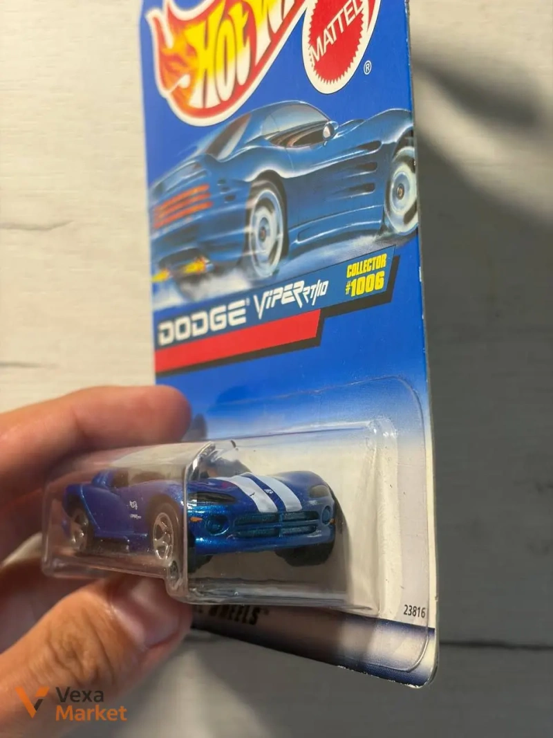 Колекційна модель Hot Wheels Dodge Viper RT/10 1998 — фото 3
