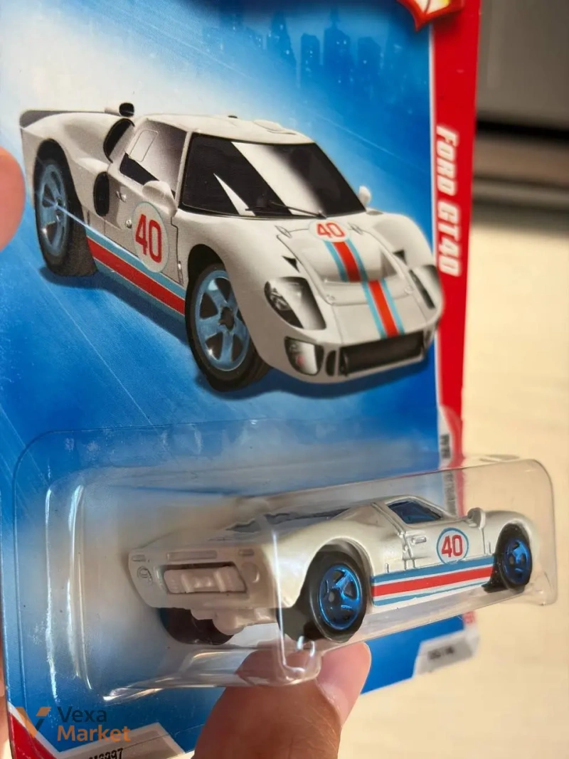 Колекційна модель Hot Wheels Ford GT40 2008 — фото 3