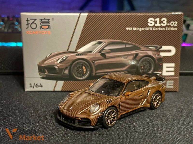 Колекційна модель Mini GT Porsche 911 RUF Dark Blue — фото 3