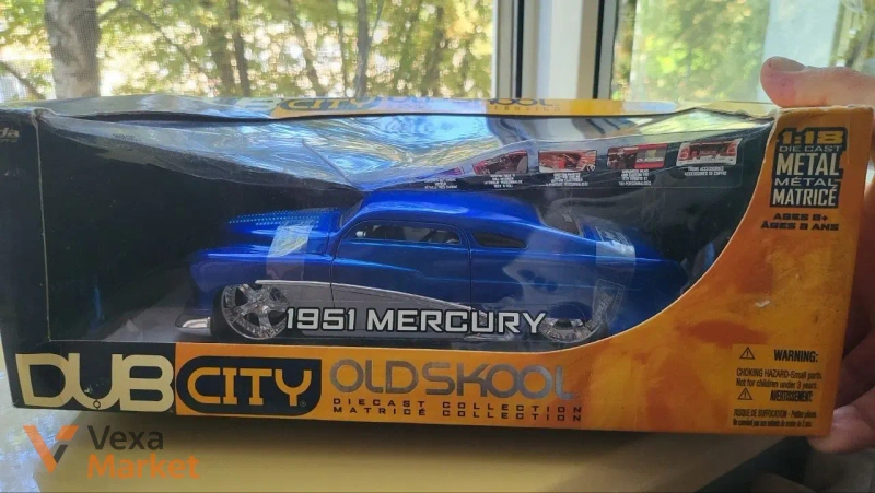 Колекційні моделі автомобілів 1:18 від DUB CITY та Maisto — фото 2