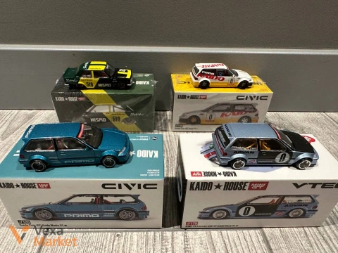 Колекційні моделі Kaido House Honda Civic та Datsun 510