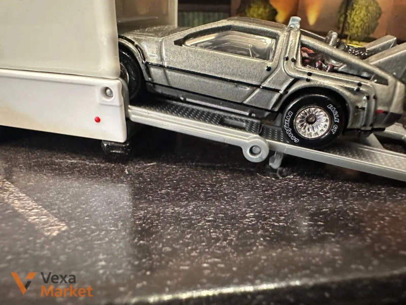 Коллекционная модель Dr. E. Brown Enterprises Back to the Future — фото 5
