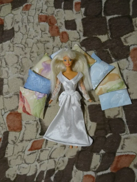 Коллекционная винтажная Барби Невеста Mattel Dream Bride 1996 с редким скринингом глаз