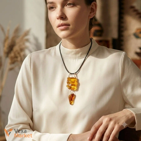 Кольє з натурального українського бурштину на каучуковому шнурі