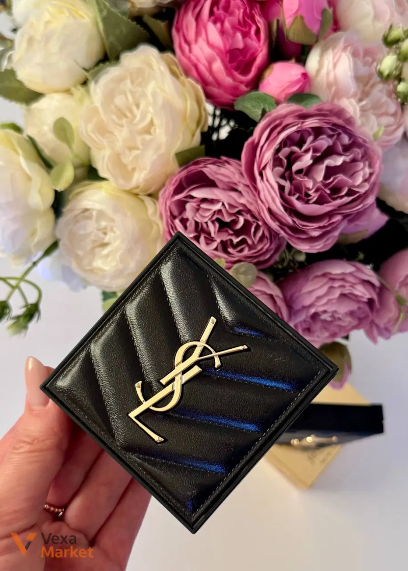 Компактна пудра для обличчя Yves Saint Laurent All Hours Hyper Finish, відтінок 01 — фото 6