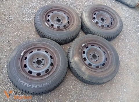 Комплект дисков с резиной 175/80 R14 5x100