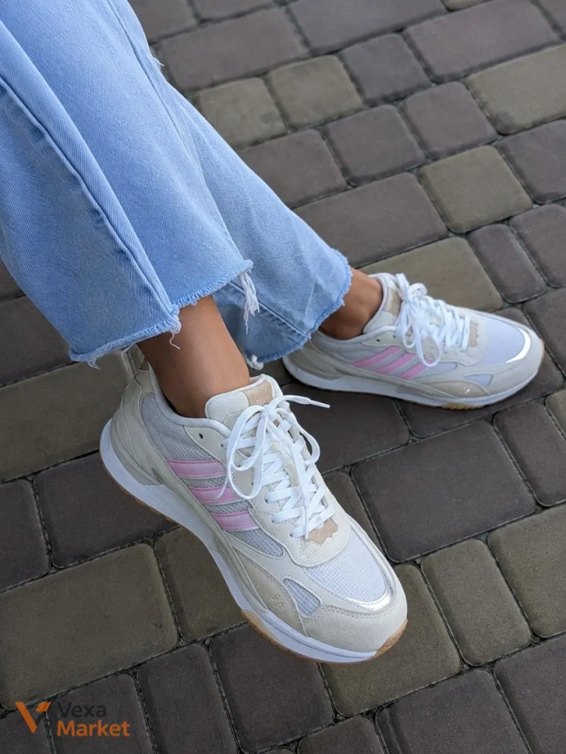 Кросівки Adidas молочно-бежеві з рожевими акцентами — фото 6