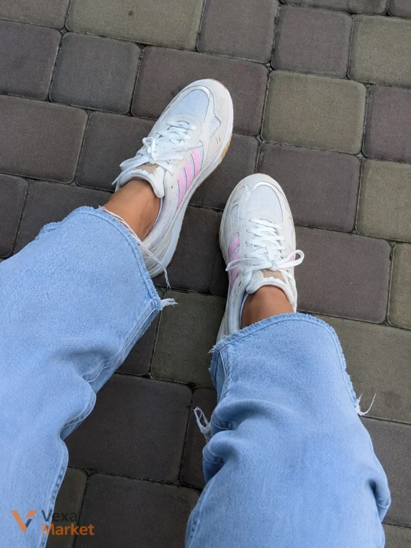 Кросівки Adidas молочно-бежеві з рожевими акцентами — фото 7