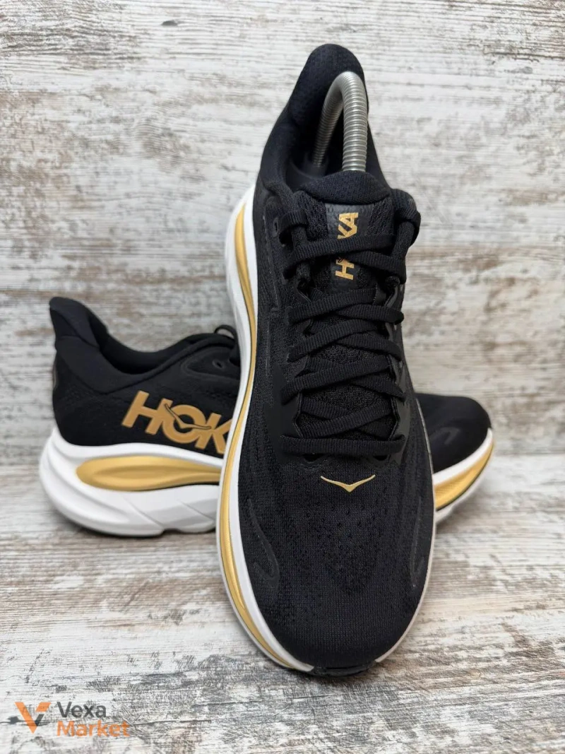 Кросівки Hoka Clifton 10 Black/Gold — фото 4
