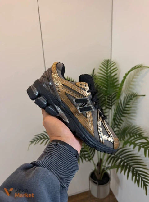 Кросівки New Balance 1906r Gold Black