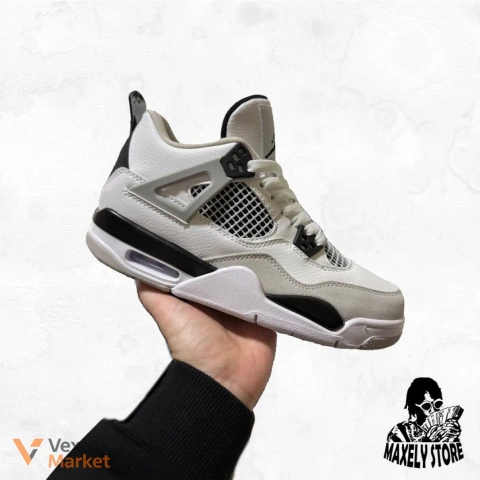 Кросівки Nike Air Jordan Retro 4 Military Premium