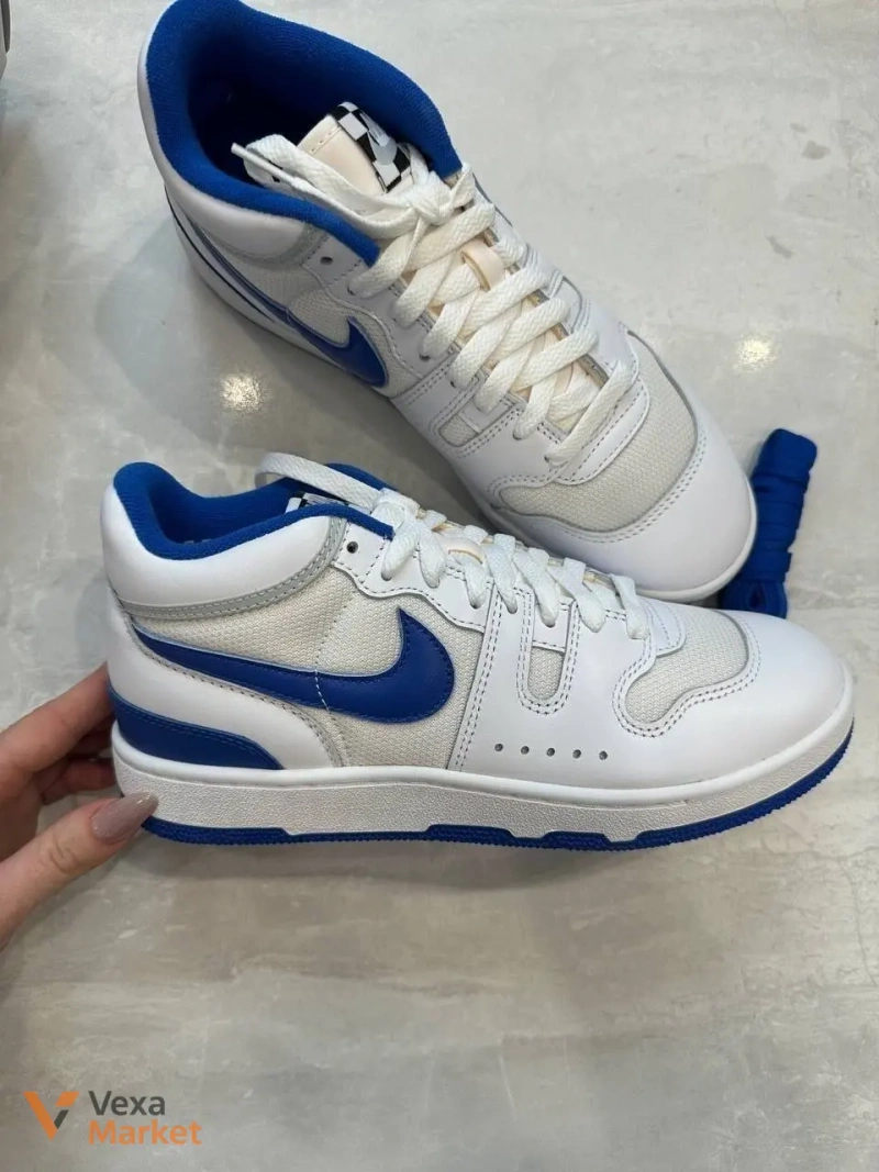 Кросівки Nike шкіряні білі з синім — фото 4