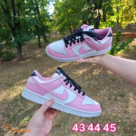 Кросівки Nike шкіряні рожево-білі