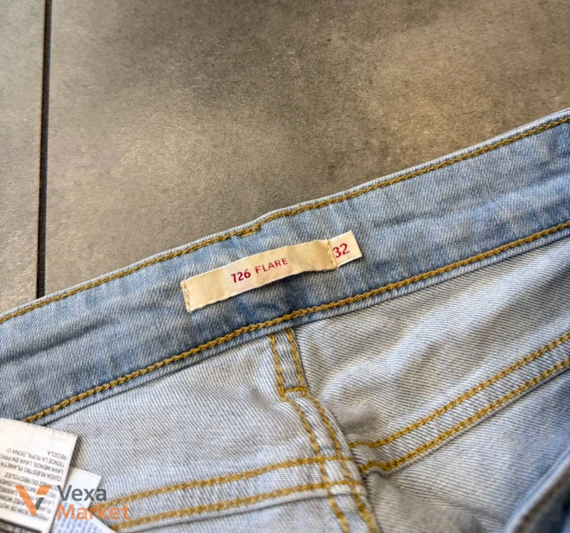 Levi’s Baggy Flare 726 Jeans Bootcut Розмір 32 — фото 8