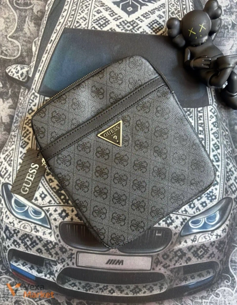Мужская сумка Guess
