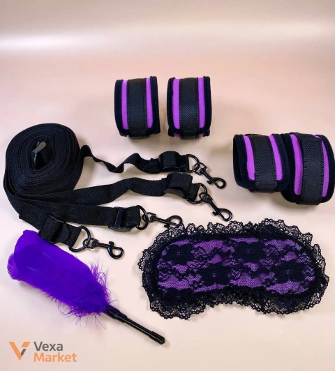 Набір BDSM з фіксаторами для рук та ніг, маскою та пір'їнкою