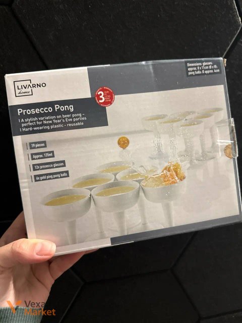 Набір для гри Prosecco Pong Livarno Home: 12 келихів + 6 кульок