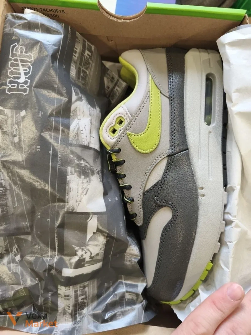 Nike Air Max 1 Сірі з салатовим — фото 3