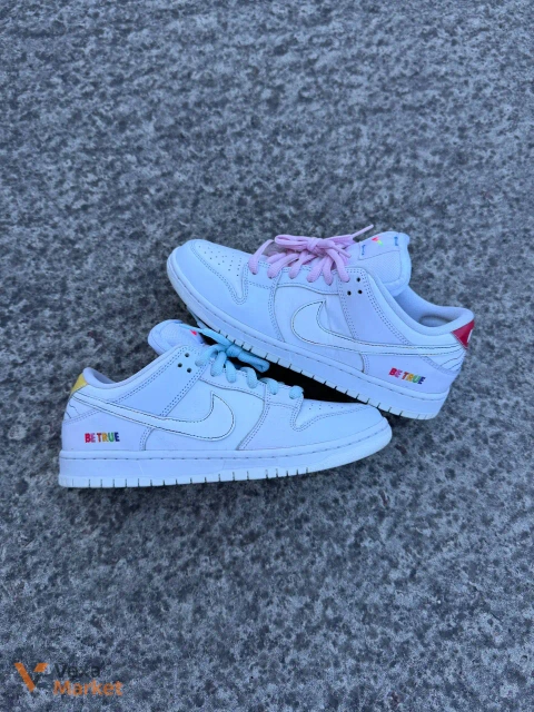 Nike Dunk SB Low “BE TRUE”