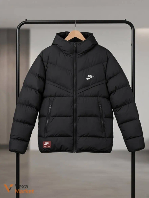 Nike пуховик / куртка з капюшоном чорна L/46