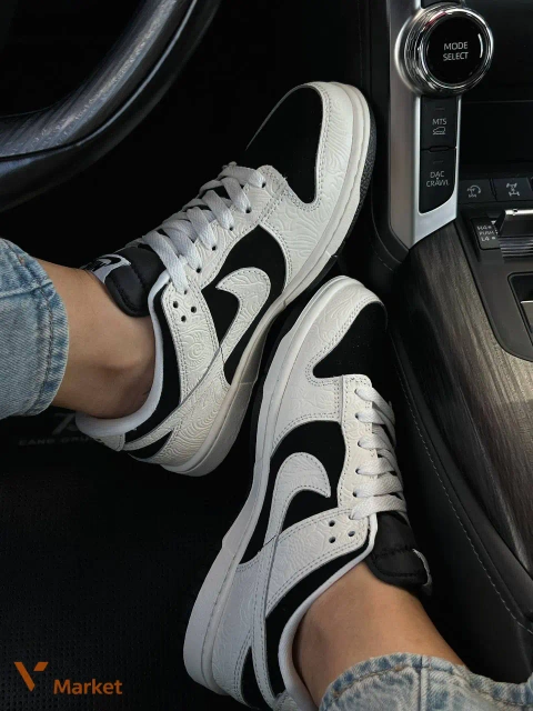 Nike SB Dunk Low Premium