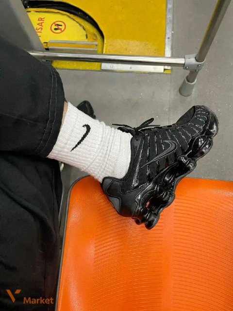 Nike Shox TL "Triple Black"