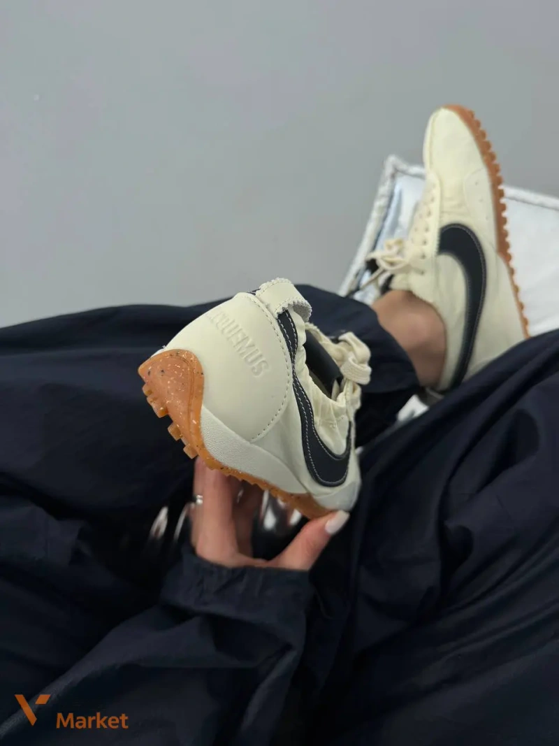 NIKE x JACQUEMUS MOON SHOE CREAM / BLACK — фото 4