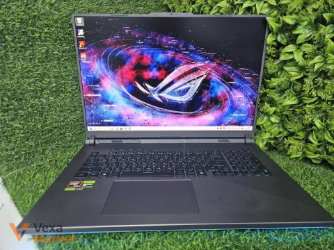 Ноутбук Asus Rog Strix 18" 2K 240Hz, AMD Ryzen 9 8940HX, 32GB RAM, 1TB SSD, RTX 5070 8GB