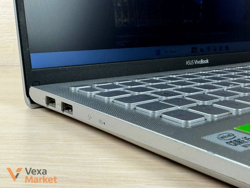 Ноутбук Asus VivoBook X512 Intel Core i5-1035G1 / 8 GB RAM / 240 GB SSD + 1000 GB HDD / 15.6" Full HD — фото 4