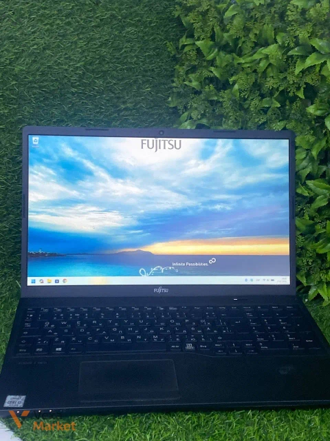 Ноутбук Fujitsu 15.6" Core i3-1005G1, 8GB RAM, 240GB SSD, Intel HD Graphics