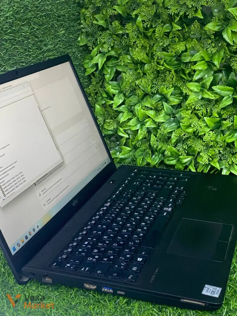 Ноутбук Fujitsu 15.6" Core i3-1005G1, 8GB RAM, 240GB SSD, Intel HD Graphics — фото 4