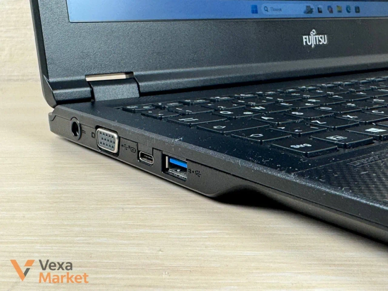 Ноутбук Fujitsu LifeBook E5510 Intel Core i5-10210U / 8GB DDR4 / 256GB NVMe SSD / 15.6" Full HD IPS — фото 4