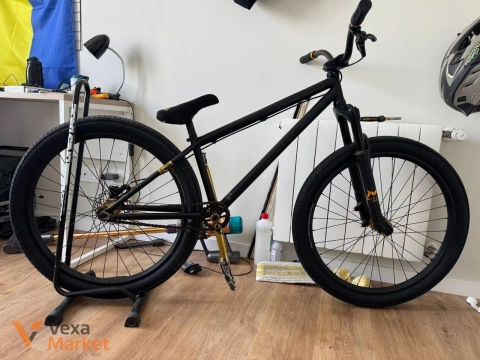 NS Bikes Majesty Ltd Dirt/Street Bike