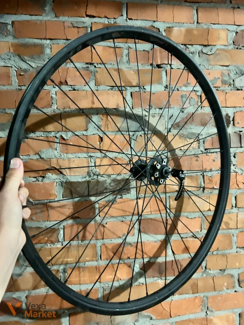 Переднее колесо 29" WTB под бескамерку, втулка Novatec