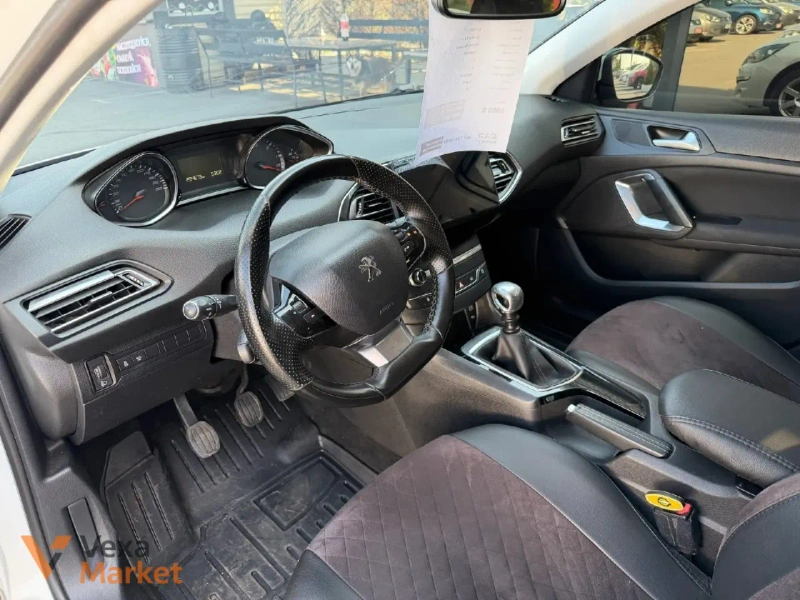 Peugeot 308 2014 Белый Дизель 1.6 л. — фото 4