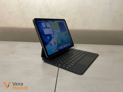 Планшет Apple iPad Air 4 (A2316) 10.9" 64GB Wi-Fi + чохол з клавіатурою