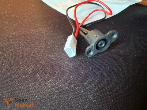 Порт зарядки Kugoo M365, Xiaomi M365