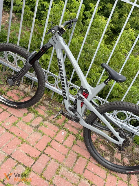 Propain Spindift 2023 CF L Enduro Bike