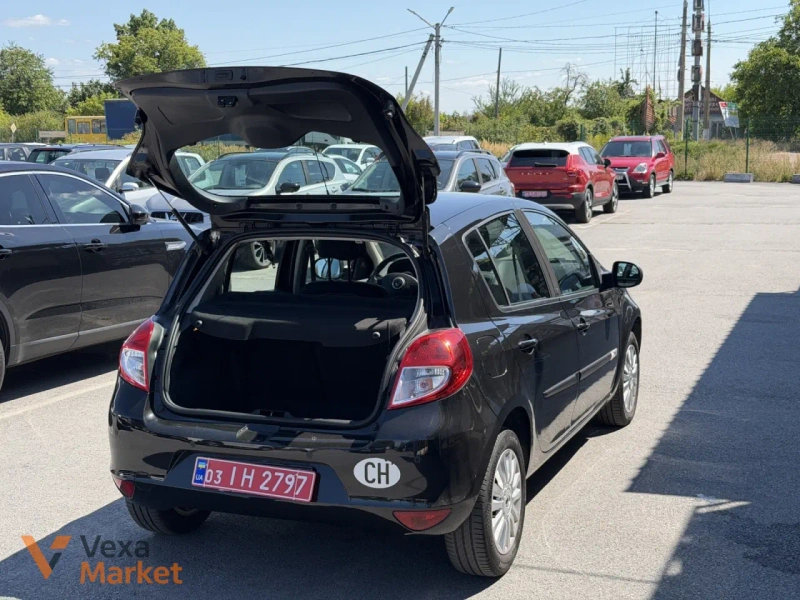 Renault Clio 2011 Бензин 1.6л Автомат Чорний — фото 8