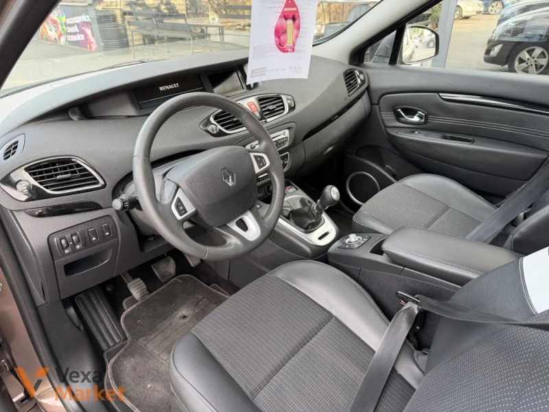 Renault Grand Scenic 2011 Дизель 1.6 л. — фото 5
