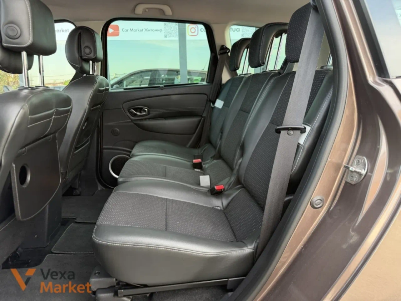 Renault Grand Scenic 2011 Дизель 1.6 л. — фото 7