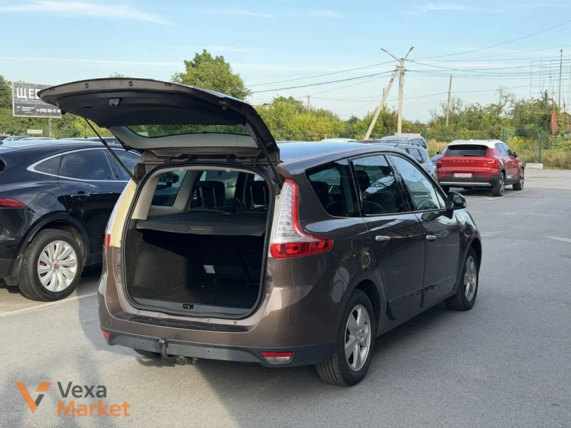 Renault Grand Scenic 2011 Дизель 1.6 л. — фото 8