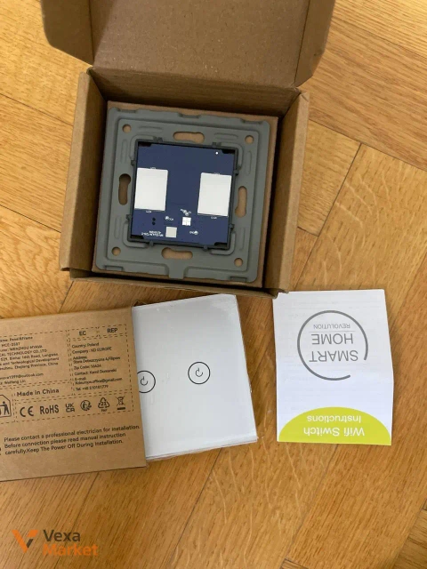 Розумний вимикач світла WiFi Smart Home Revolution